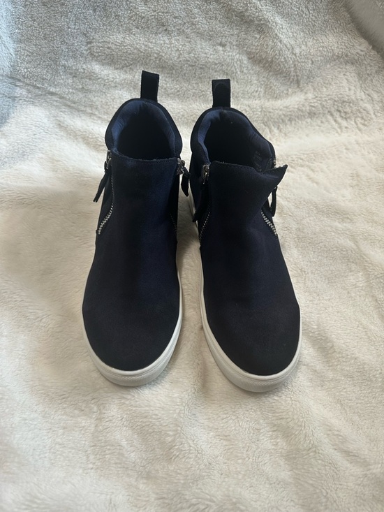 Steve Madden Shoes - Steve Madden